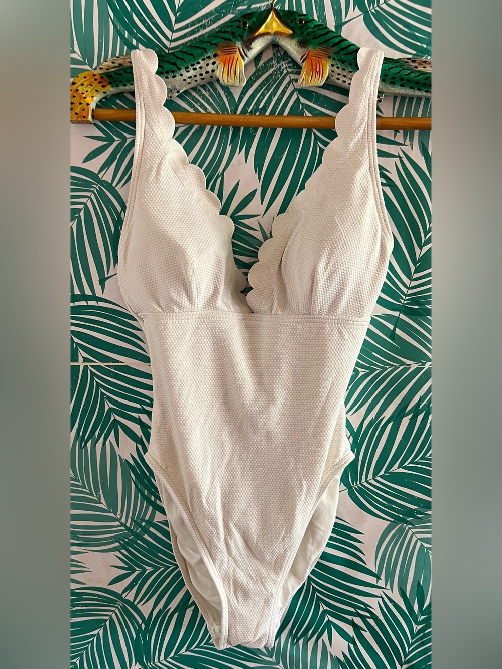 Kate Spade Marina Piccola White textured Scalloped One-Piece Swimsuit